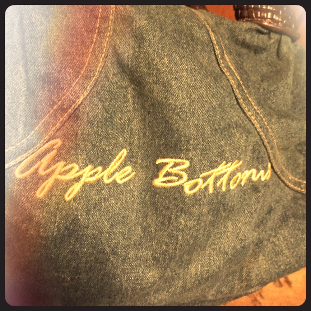 Tote - Picture 2 of 2